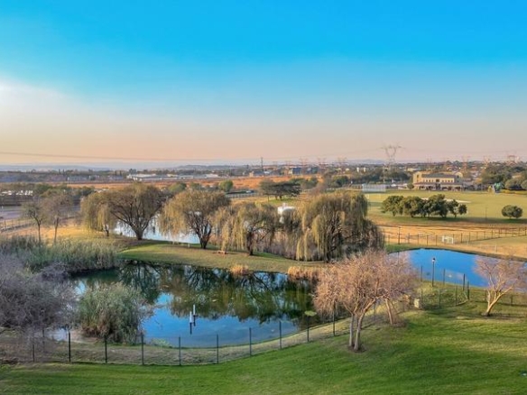 Luxury Apartment at Ascend to Midstream.