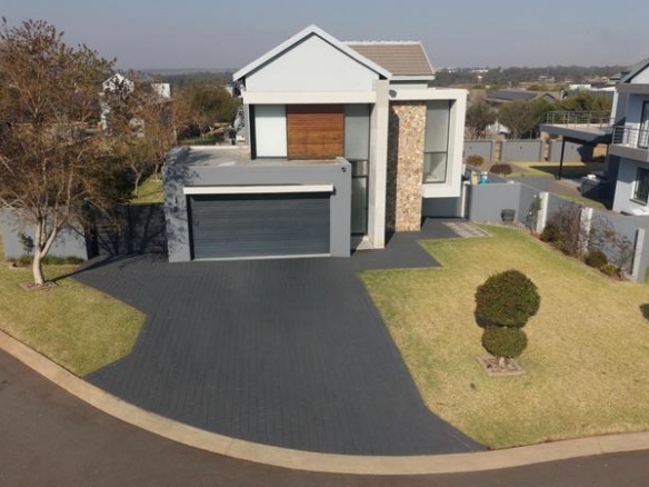 4 Bedroom Home For Sale In Midstream Meadows