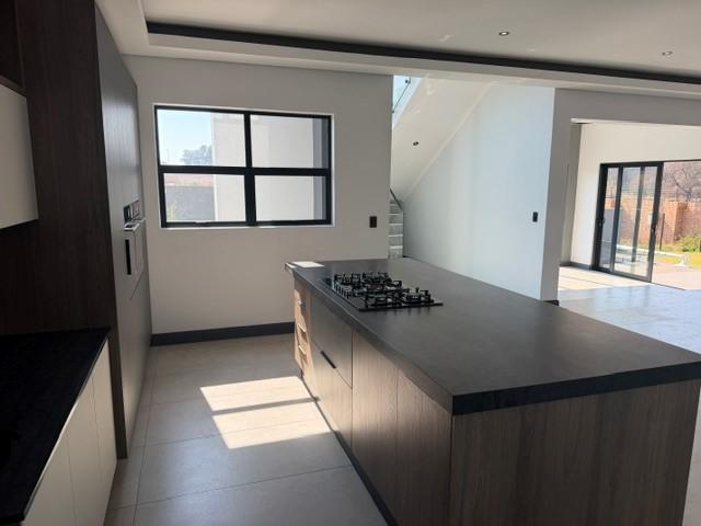 4 Bedrooms House being built in Fountain Brook Estate.