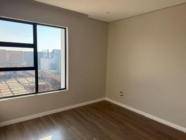 New 4 Bedroom Home for Sale in Fountain Brook Estate.