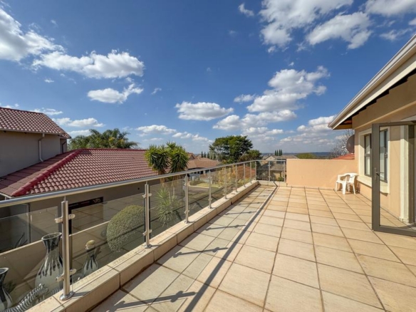 Exceptional Family Home on a Corner Stand in Midlands Estate