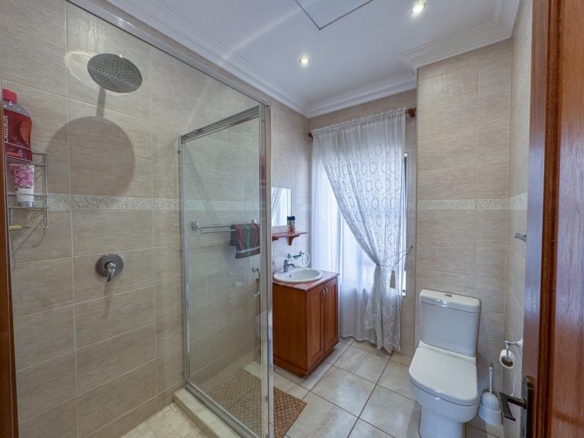 Exceptional Family Home on a Corner Stand in Midlands Estate