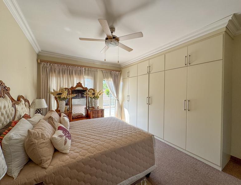Exceptional Family Home on a Corner Stand in Midlands Estate