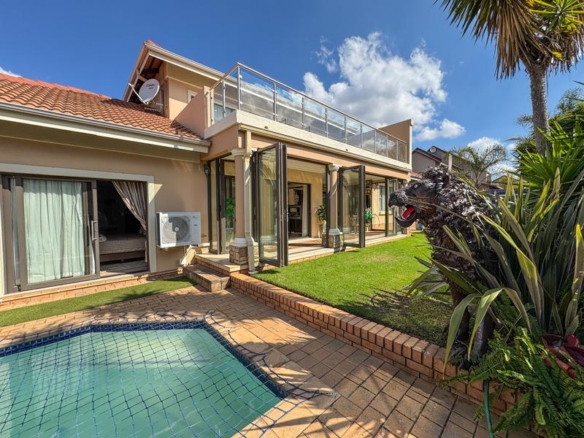 Exceptional Family Home on a Corner Stand in Midlands Estate