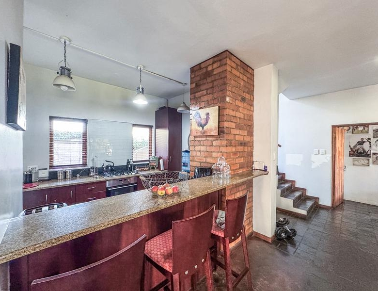 4 Bedroom, 2.5 Bathrooms, Study and double garage