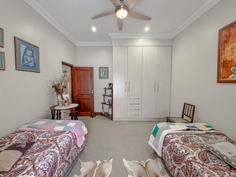 Elegant SIngle Storey 4 bedroom Home in Midstream Hill
