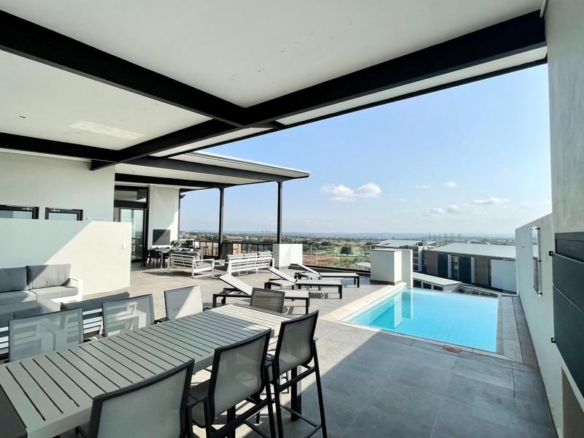 Luxury Furnished 2-Bedroom Apartment to Rent in Ascend to Midstream.