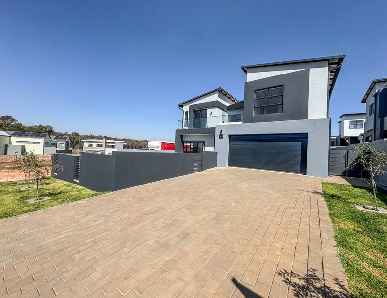 4 Bedroom Home for sale in Fountain Brook Estate.