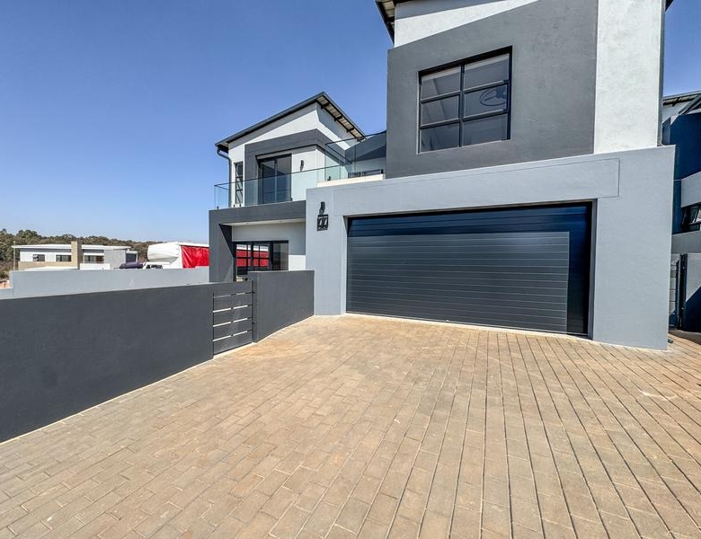 4 Bedroom Home for sale in Fountain Brook Estate.