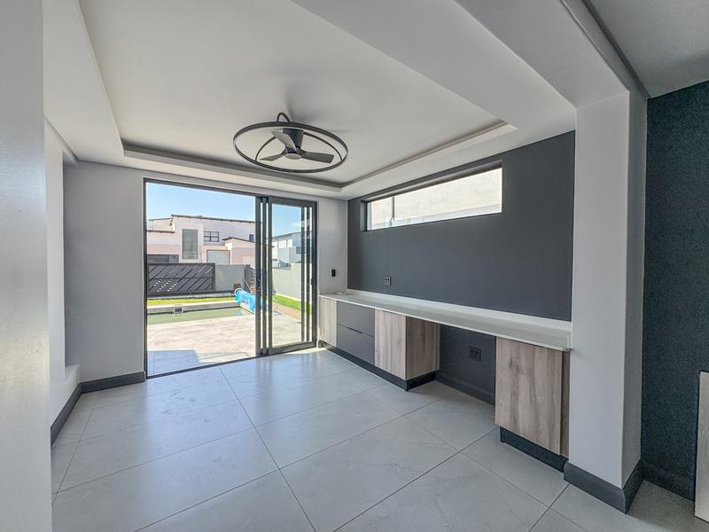 4 Bedroom for sale in Fountain Brook Estate.