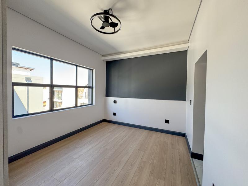 4 Bedroom for sale in Fountain Brook Estate.