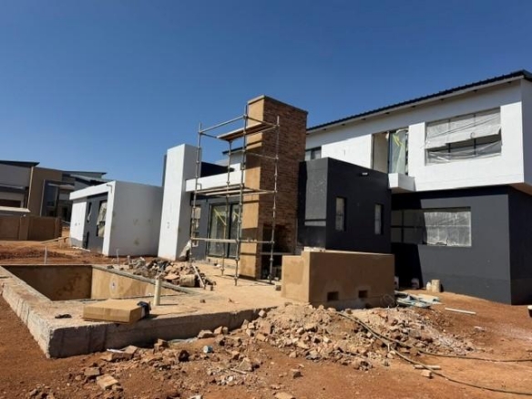 Modern 4 Bedroom Home being Built in Midstream Heights Estate.