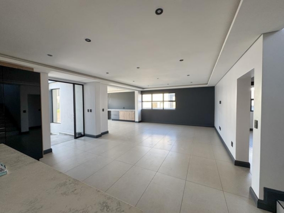 4 Bedrooms Home for sale in Fountain Brook Estate.