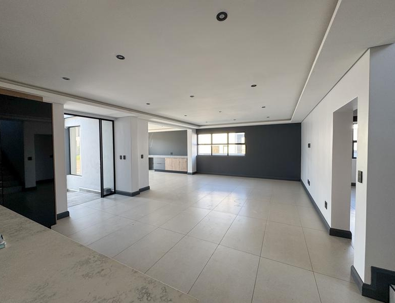 4 Bedrooms Home for sale in Fountain Brook Estate.