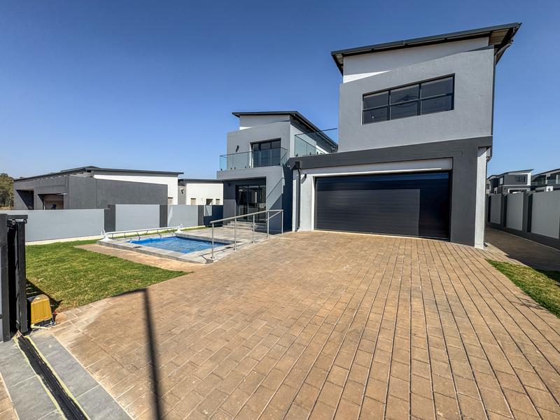 4 Bedrooms Home for sale in Fountain Brook Estate.