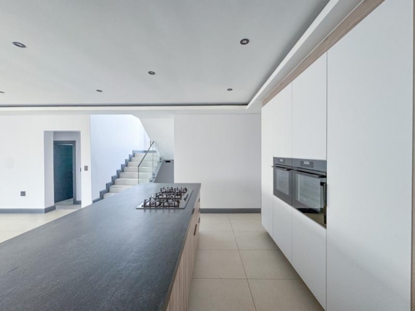 4 Bedrooms Home for Sale in Fountain Brook Estate.