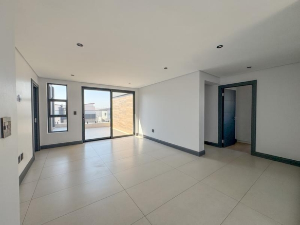 4 Bedrooms Home for Sale in Fountain Brook Estate.