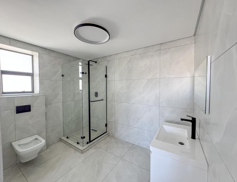 4 Bedrooms Home for Sale in Fountain Brook Estate.