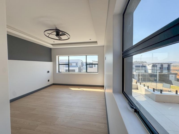 4 Bedrooms Home for Sale in Fountain Brook Estate.