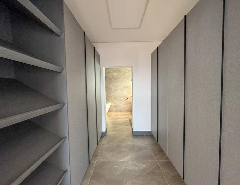 4 Bedrooms Home for Sale in Fountain Brook Estate.