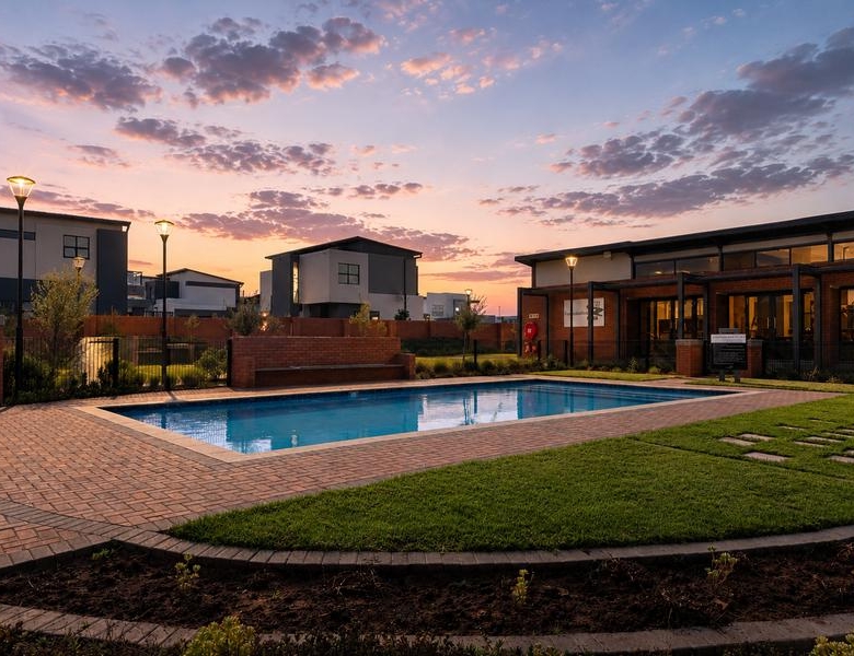 4 Bedrooms Home for Sale in Fountain Brook Estate.
