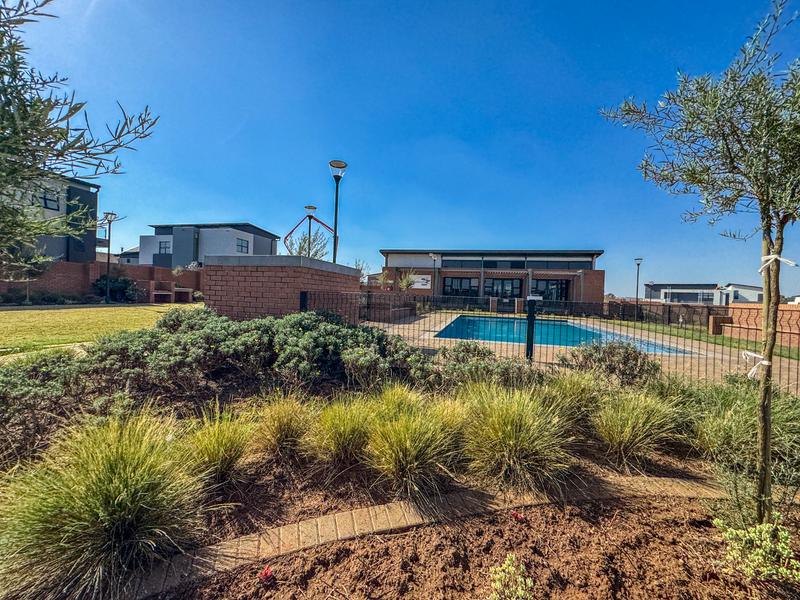 4 Bedrooms Home for Sale Fountain Brook Estate.