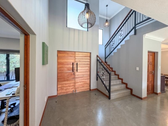 STUNNING HOME IN THE HEART OF MIDLANDS ESTATE — DON’T MISS THIS ONE!
