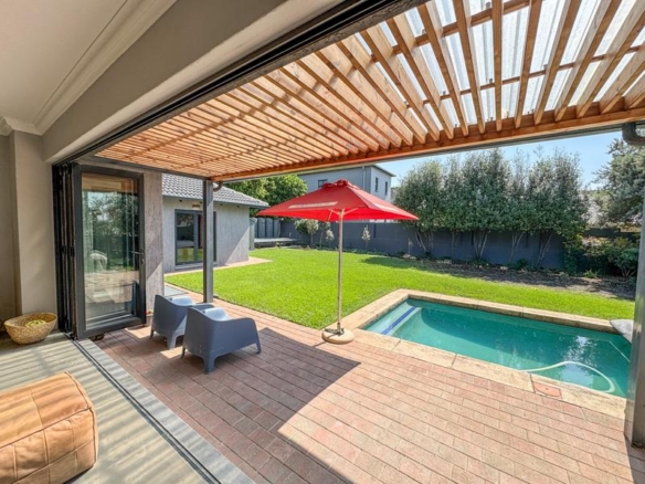 STUNNING HOME IN THE HEART OF MIDLANDS ESTATE — DON’T MISS THIS ONE!