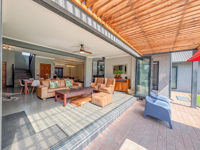 STUNNING HOME IN THE HEART OF MIDLANDS ESTATE — DON’T MISS THIS ONE!