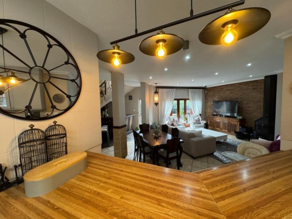 Elevated Luxury Living on the Hill in Zwartkop x4