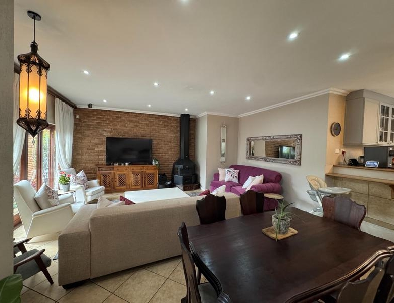 Elevated Luxury Living on the Hill in Zwartkop x4