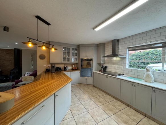Elevated Luxury Living on the Hill in Zwartkop x4