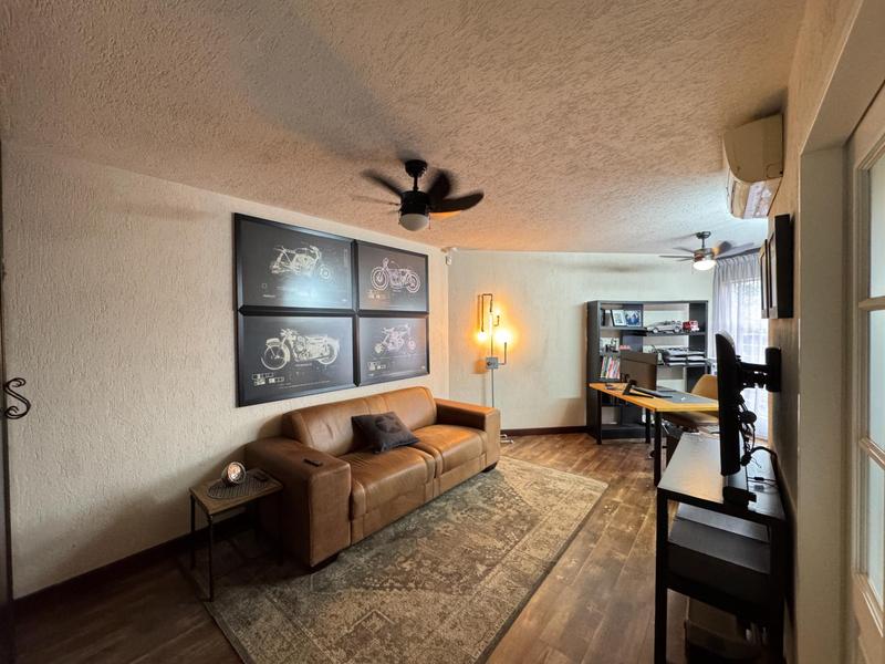 Elevated Luxury Living on the Hill in Zwartkop x4