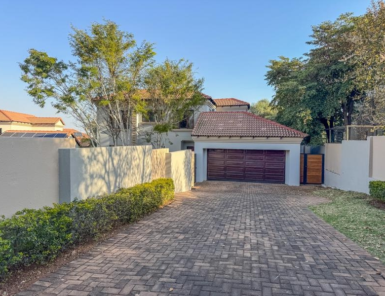 Stunning 4 Bedroom House for sale in Irene View Estate
