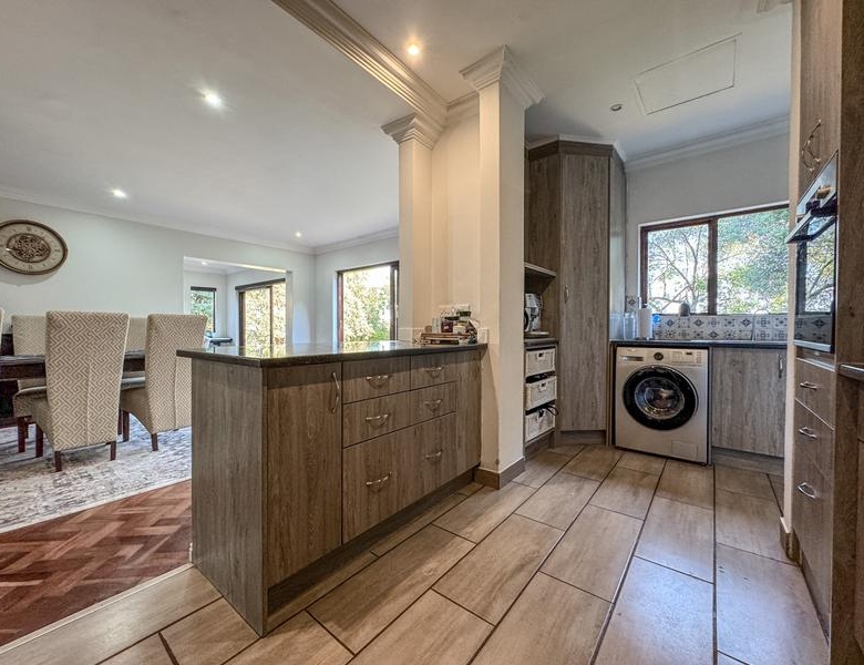 Stunning 4 Bedroom House for sale in Irene View Estate