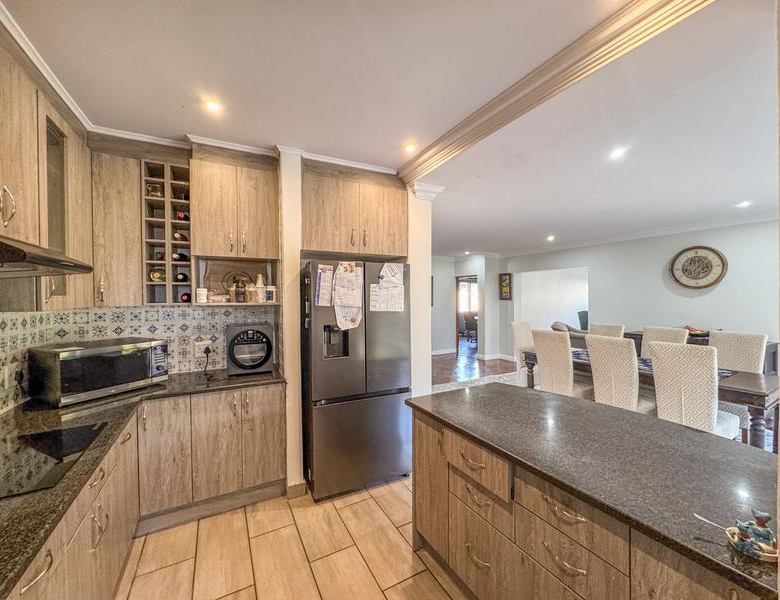 Stunning 4 Bedroom House for sale in Irene View Estate