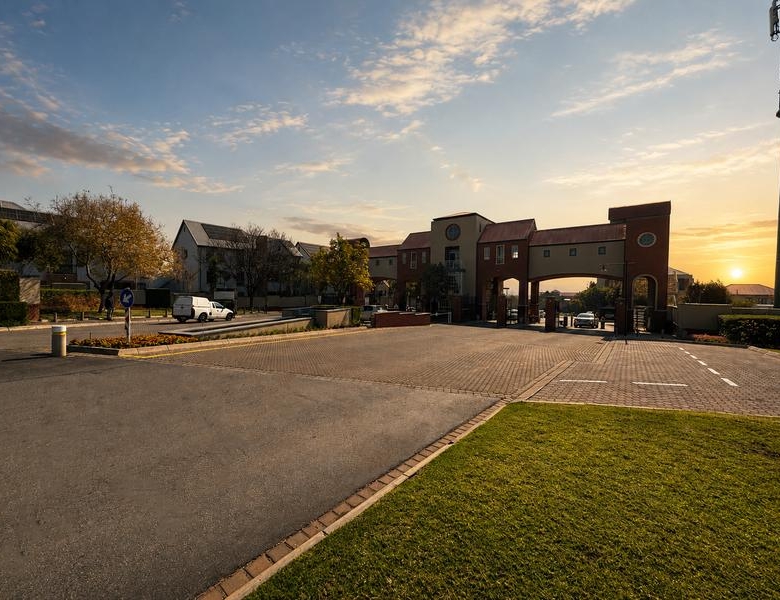 4 Bedroom Building Package for sale in Heritage Hill Estate.