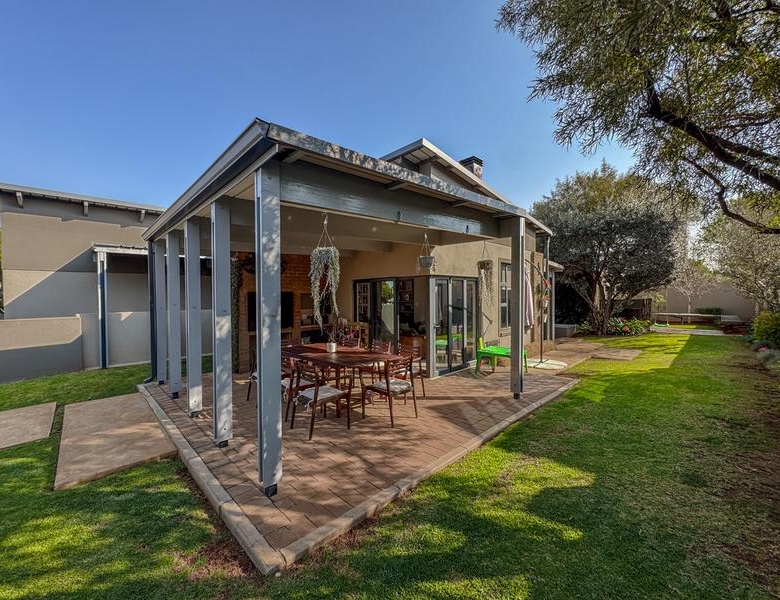 Stylish Home Just for you!!