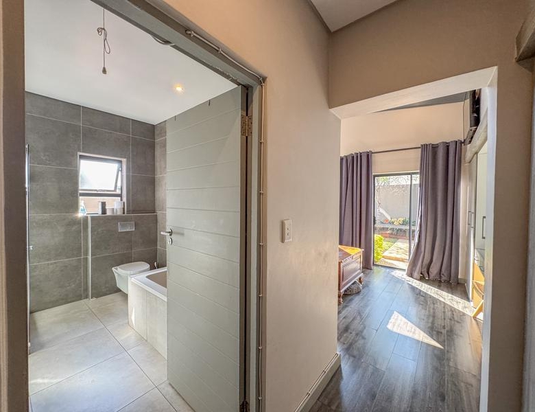 Stylish Home Just for you!!