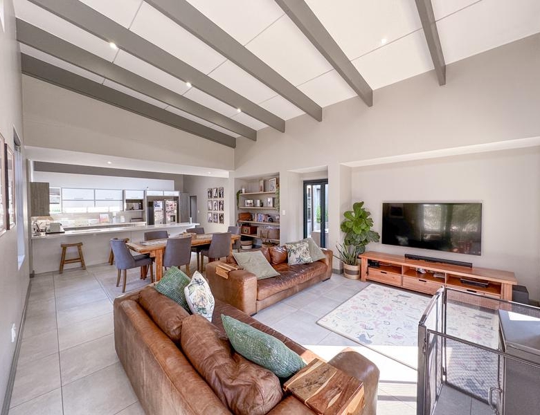 Stylish Home Just for you!!