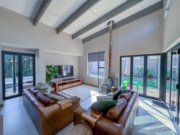 Stylish Home Just for you!!
