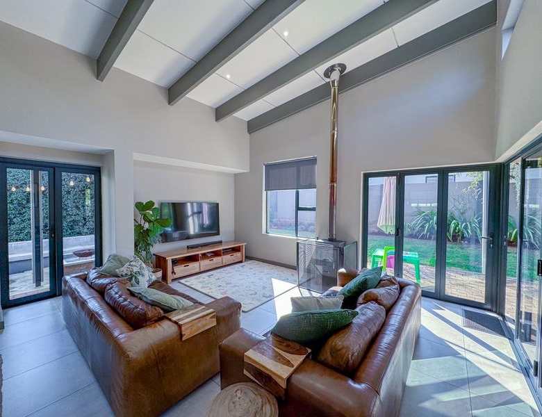 Stylish Home Just for you!!