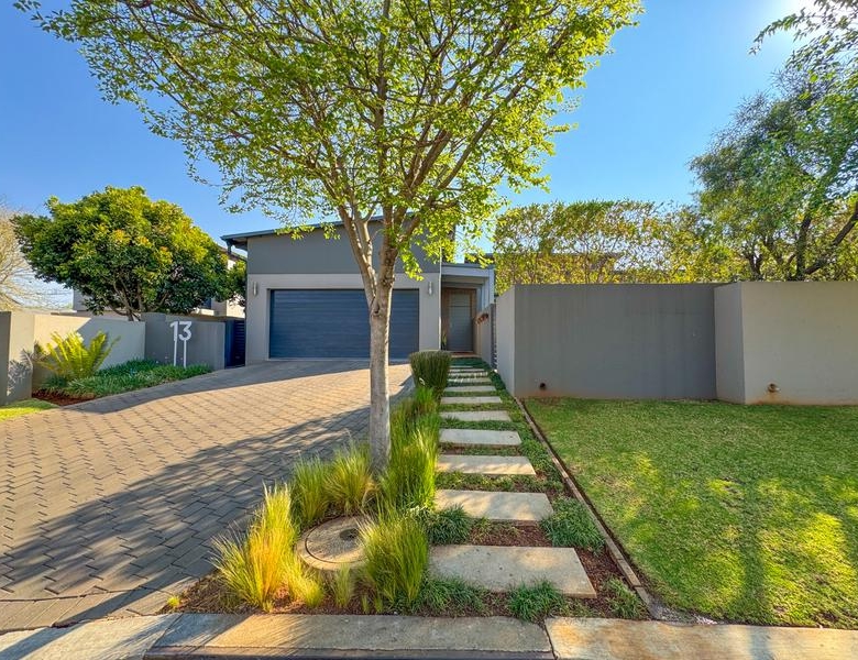 Stylish Home Just for you!!