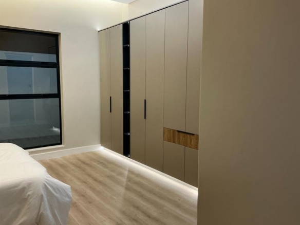 Modern 6 Bedroom Home for sale in Midstream Ridge Estate.