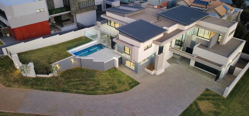 Modern 6 Bedroom Home for sale in Midstream Ridge Estate.