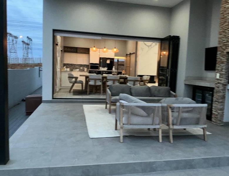 Modern 4 Bedroom Home for sale in Midstream Heights Estate.