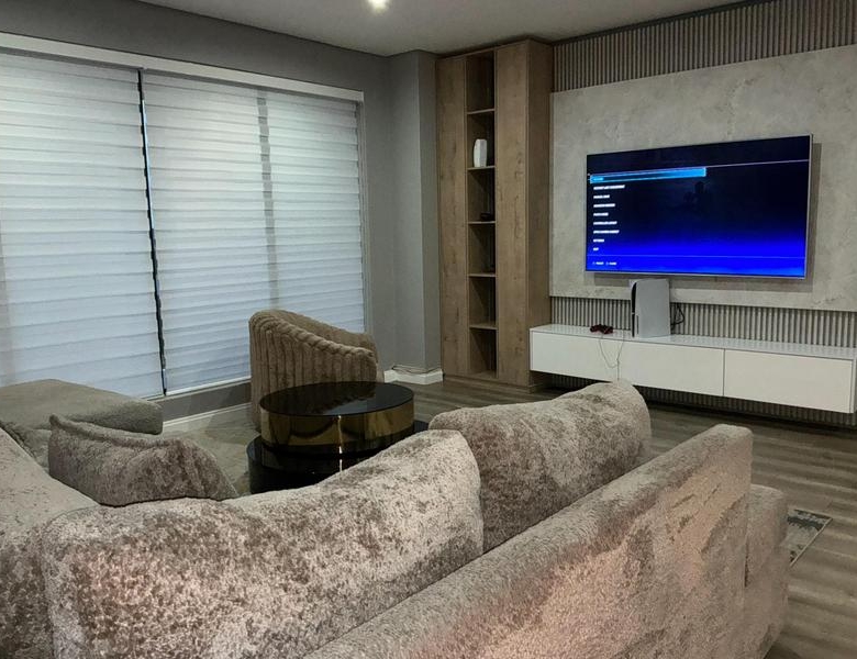 Modern 4 Bedroom Home for sale in Midstream Heights Estate.