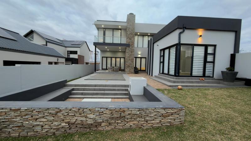 Modern 4 Bedroom Home for sale in Midstream Heights Estate.