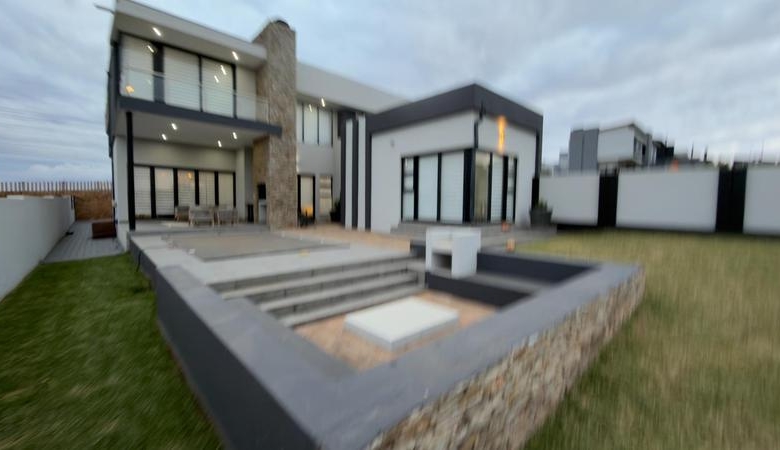 Modern 4 Bedroom Home for sale in Midstream Heights Estate.