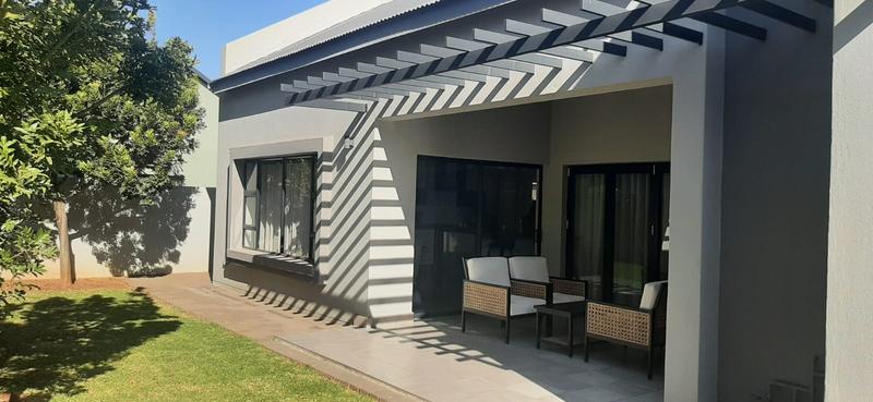 3 Bedroom House to Rent in Meadows, Midstream
